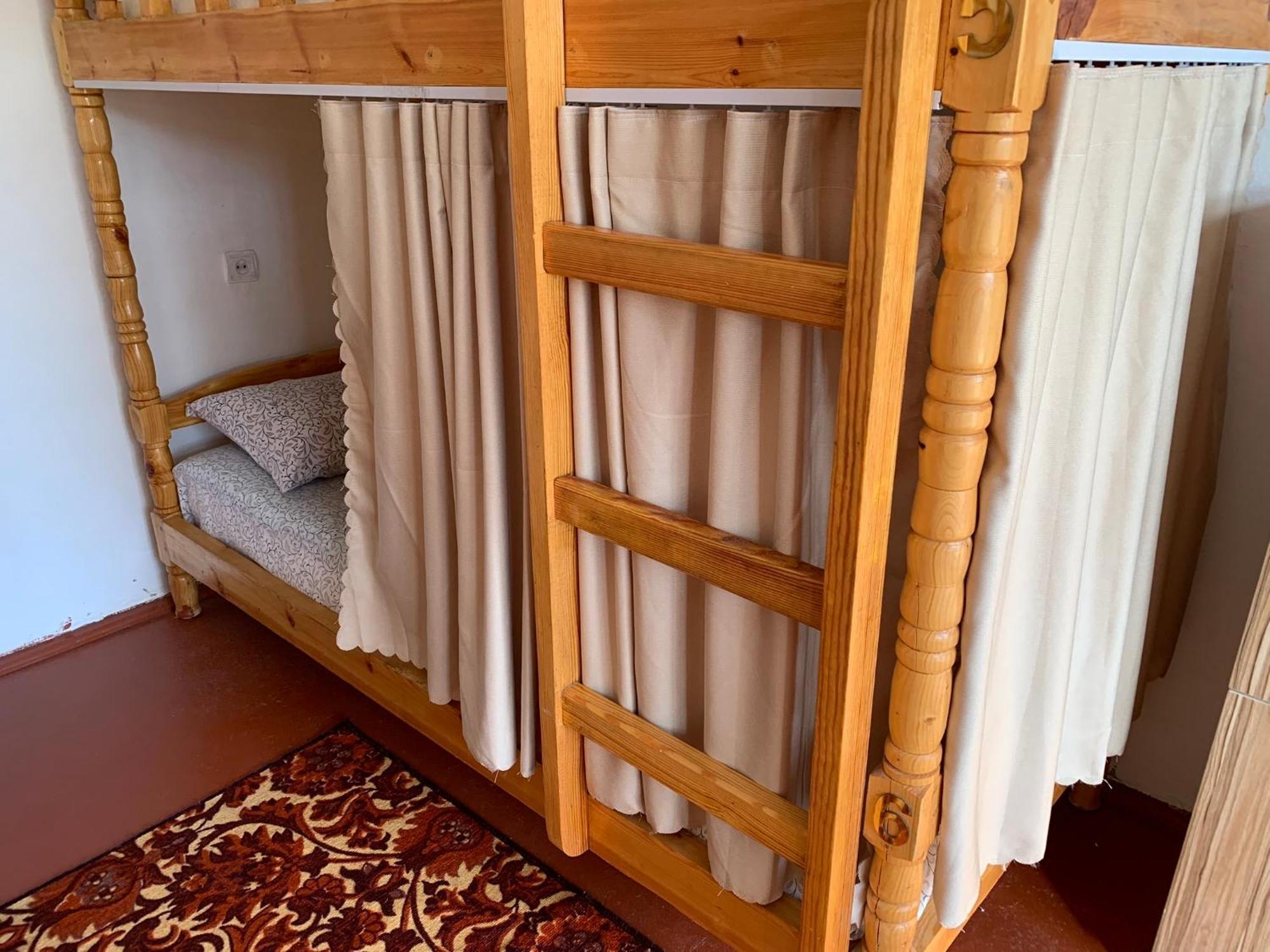 Salom Hostel Panjakent Екстер'єр фото