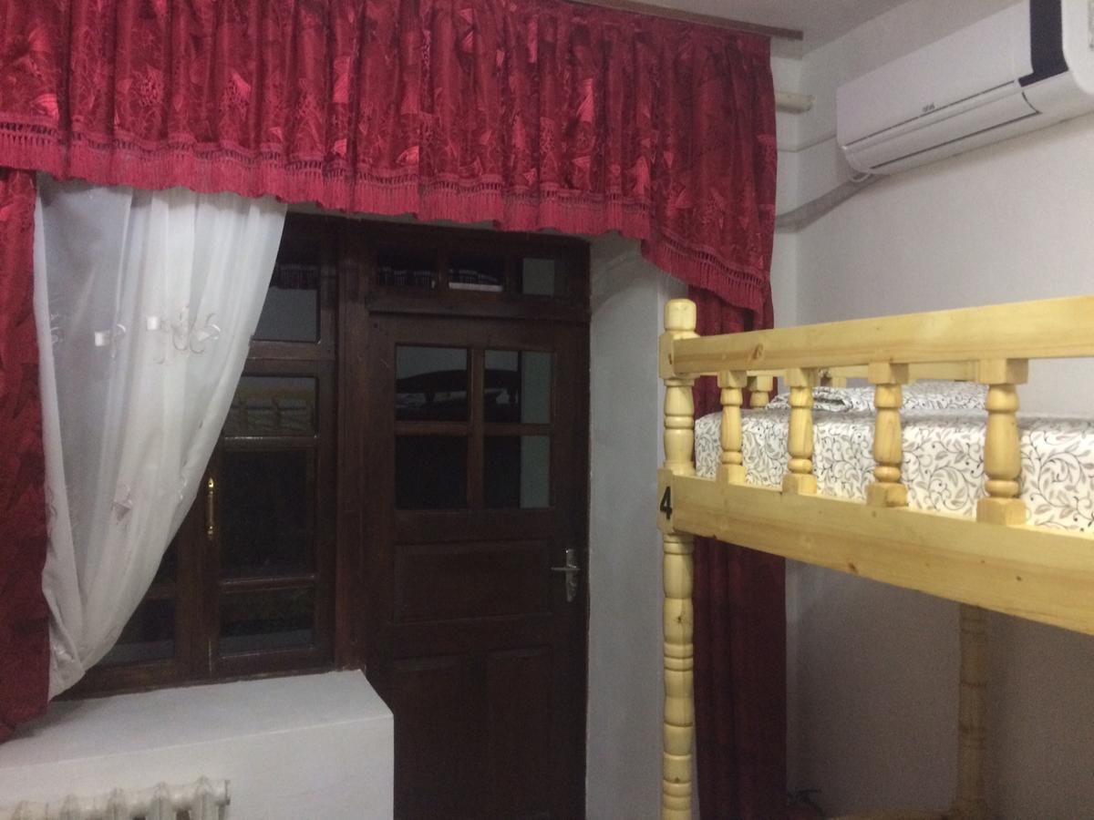 Salom Hostel Panjakent Екстер'єр фото
