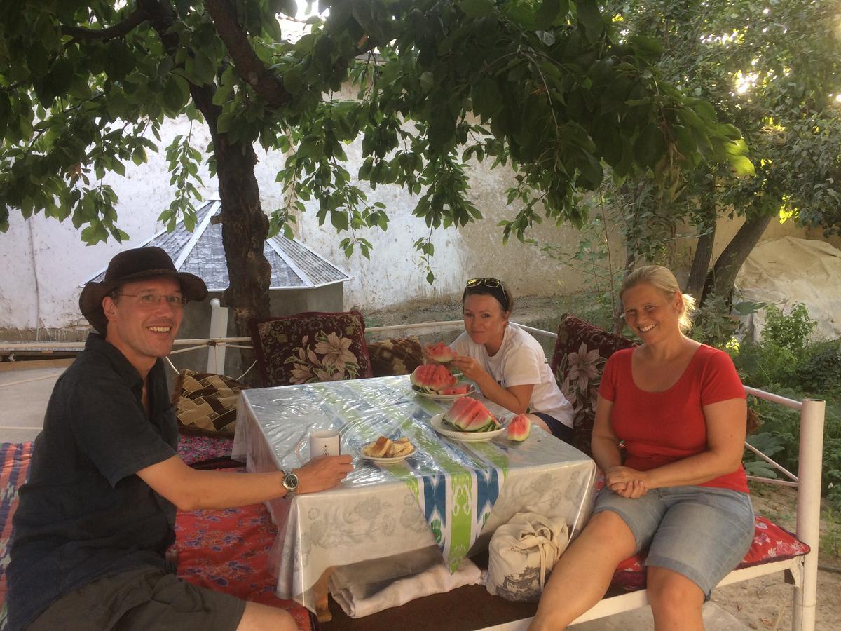 Salom Hostel Panjakent Екстер'єр фото